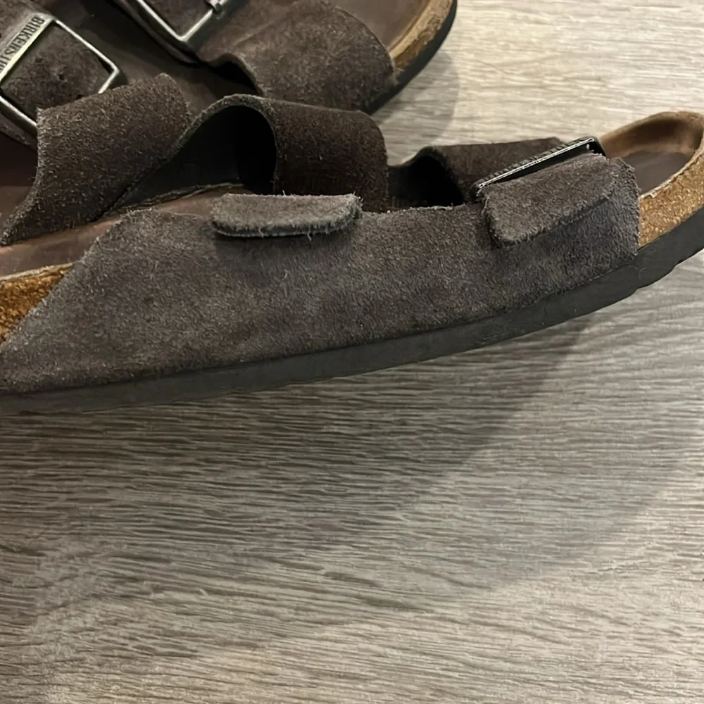 Birkenstock Women’s Dark Gray Suede Sandals size 37